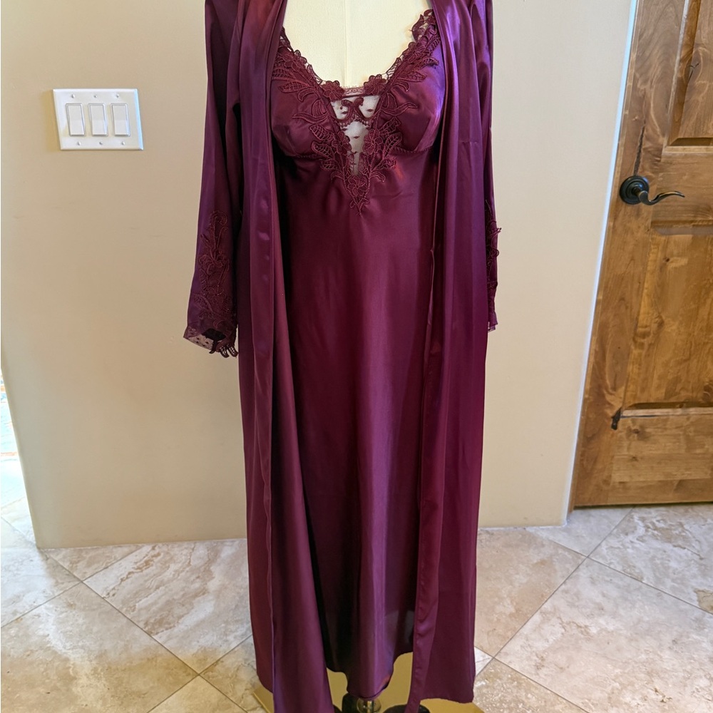 Flora Nikrooz Plum Lace-Trim Satin Nightgown & Robe Set